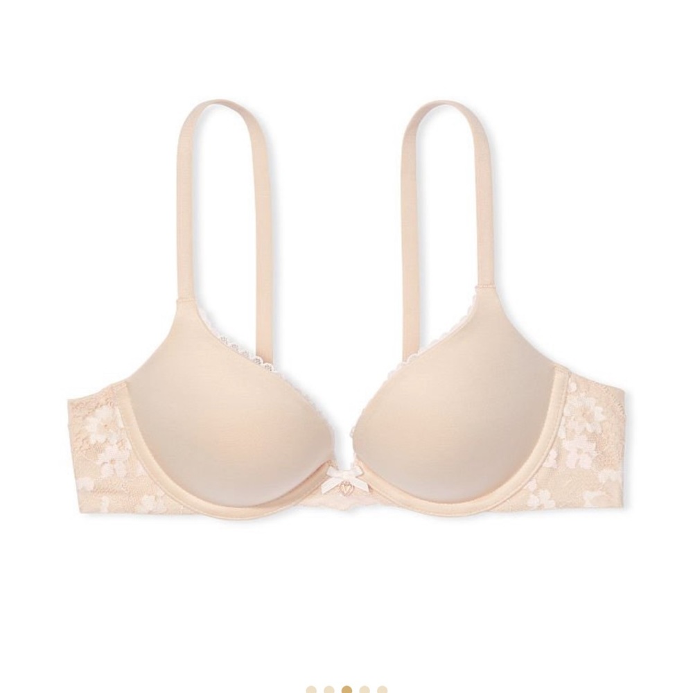 NWT Victoria Secret body by Victoria nude lace push-up bra
